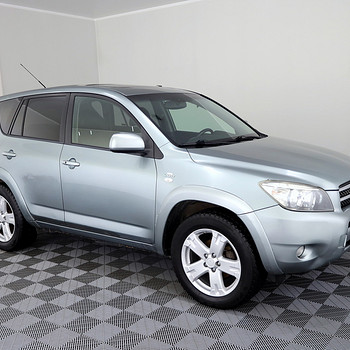 Toyota RAV4 Luxury 2.2 D-CAT 130kW