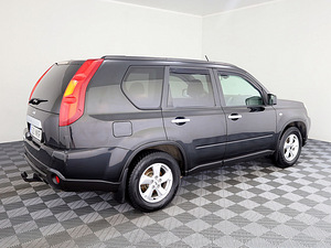 Nissan X-Trail Luxury ATM 2.5 124kW (3 фото из 9)
