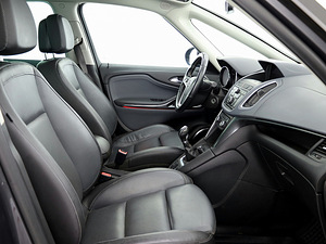 Opel Zafira Cosmo 1.6 110kW (6 foto / 8)
