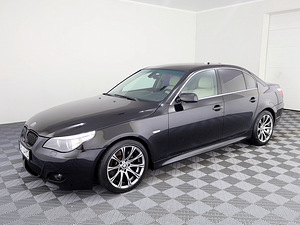 BMW 520 M-Pakett ATM 2.2 125kW (2 foto / 9)