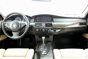 BMW 520 M-Pakett ATM 2.2 125kW (5 foto / 9)