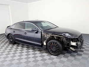 Audi A5 S-Line Quattro 3.0 TDI 176kW (1 фото из 9)