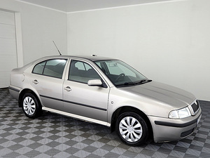 Skoda Octavia Comfortline 1.6 75kW (1 фото из 7)