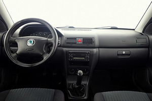 Skoda Octavia Comfortline 1.6 75kW (5 фото из 7)