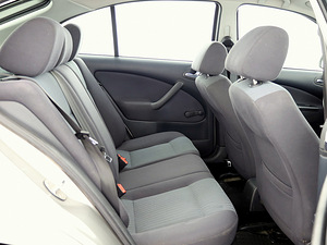 Skoda Octavia Comfortline 1.6 75kW (7 фото из 7)
