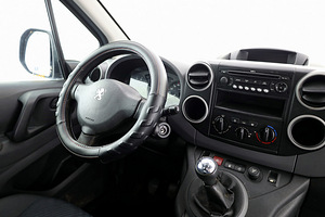 Peugeot Partner Multispace 1.6 66kW (5 foto / 7)