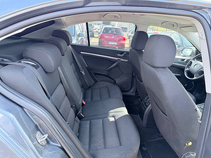 Skoda Octavia Comfortline ATM 2.0 TDI 103kW (7 фото из 7)