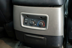 Mitsubishi Pajero Luxury ATM 3.2 Di-D 118kW (9 foto / 9)
