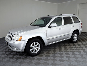 Jeep Grand Cherokee Overland Facelift ATM 3.0 CRD 160kW (2 foto / 9)