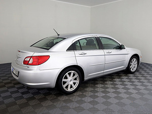 Chrysler Sebring Luxury Facelift LPG ATM 2.4 125kW (3 foto / 8)