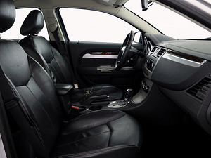 Chrysler Sebring Luxury Facelift LPG ATM 2.4 125kW (6 foto / 8)