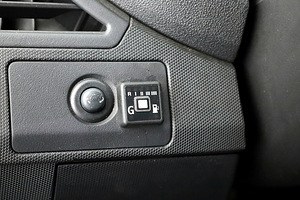Chrysler Sebring Luxury Facelift LPG ATM 2.4 125kW (8 foto / 8)