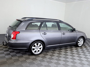 Toyota Avensis Linea Sol Facelift 2.0 D-4D 93kW (3 foto / 8)