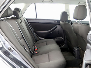Toyota Avensis Linea Sol Facelift 2.0 D-4D 93kW (7 foto / 8)