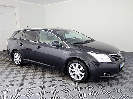 Toyota Avensis Luxury 2.2 D-CAT 130kW