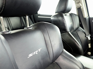 Chrysler 300 C SRT Design 3.0 CRD 155kW (8 foto / 9)