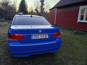 BMW 730d (2 foto / 7)
