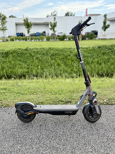 Segway Ninebot F3 Pro (1 фото из 3)