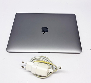 Ноутбук MacBook Pro 13-inch (2020) i5 8GB RAM 256GB SSD (3 фото из 3)