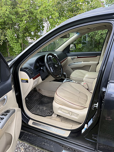 M: Hyundai Santa Fe (7 foto / 8)