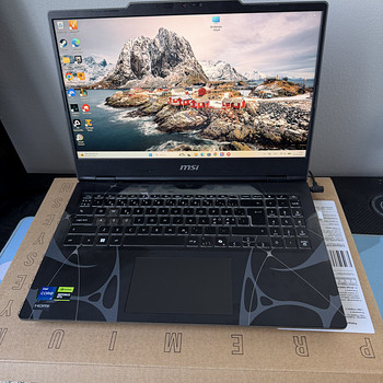 Uus MSI laptop // RTX 5060 // i7-13620h // 16GB DDR5