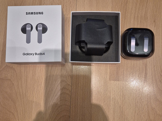 Samsung Galaxy Buds 4