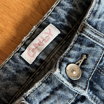 Baggy jeans