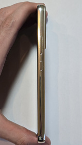 Samsung Galaxy S22 128GB (7 foto / 10)