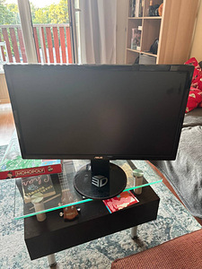 Monitor asus vg248qe, 24 tolli, 1920x1080, 144hz (1 foto / 2)