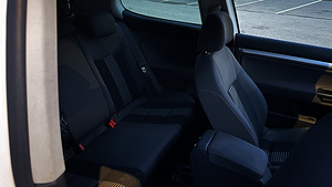Volkswagen Golf V United (8 фото из 13)