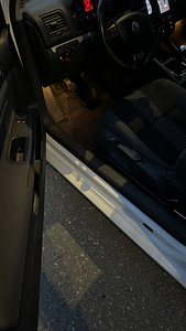 Volkswagen Golf V United (11 фото из 13)
