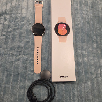 Samsung Galaxy Watch5 40mm LTE