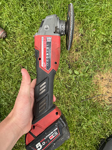 MILWAUKEE M18 FUEL KOMPLEKT (3 foto / 4)