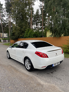 Peugeot 508 (4 фото из 12)
