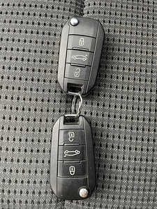 Peugeot 508 (12 фото из 12)