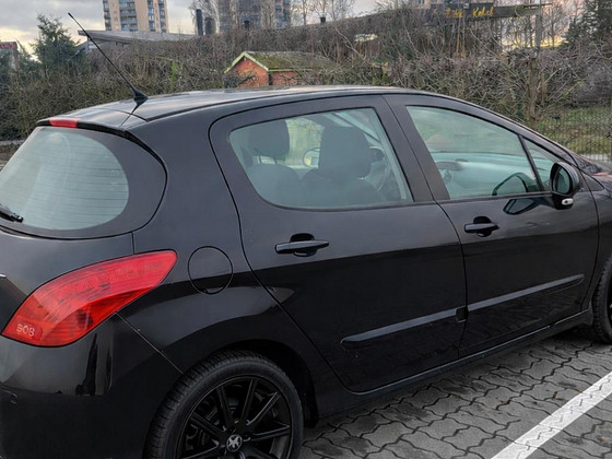 Peugeot