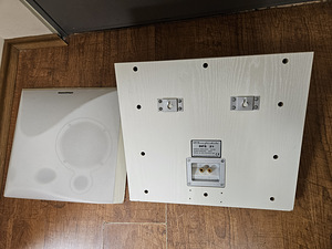 Wharfedale DFS-21 HiFi тыловая колонка (3 фото из 3)