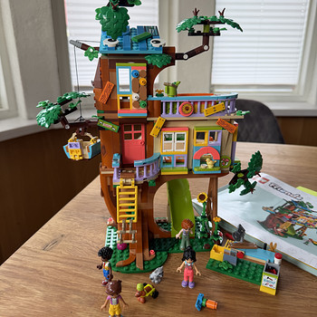 42652 LEGO Friends Домик на дереве для встреч друзей