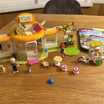 41444 LEGO Friends Органическое кафе в Хартлейк Сити