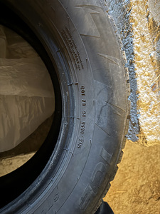 215/60 R16 Pirelli 2 шт. (3 фото из 4)