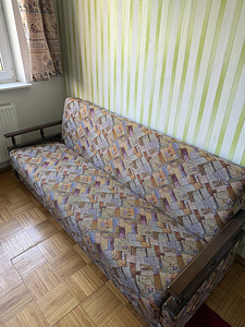 Диван-кровать старого вида (2 фото из 4)