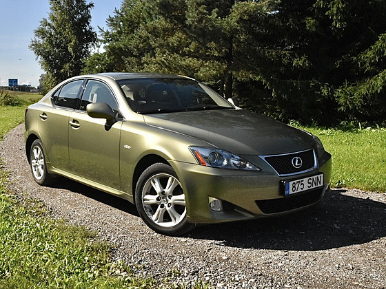 Lexus IS 220D