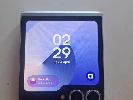 Samsung flip 6
