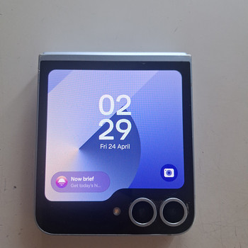 Samsung flip 6