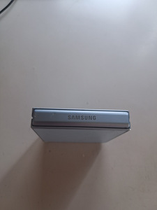 Samsung flip 6 (2 фото из 6)