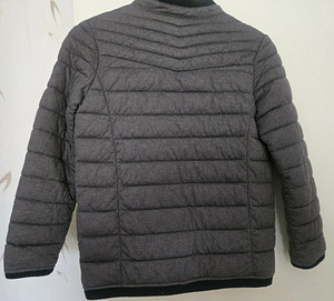 Куртка для мальчика GUESS (2 фото из 6)