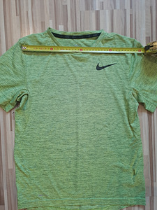 T-särk nike 158–170 (1 foto / 3)