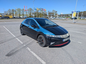 Honda Civic 1.4 61 kW • 2006 • 6-k manuaal (2 фото из 13)
