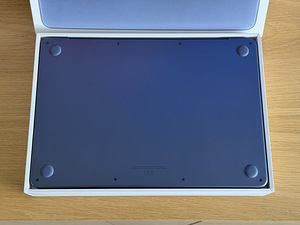 Apple Macbook Neo 13 8/512GB Indigo SWE uueväärne! Aku 100%. (2 foto / 9)