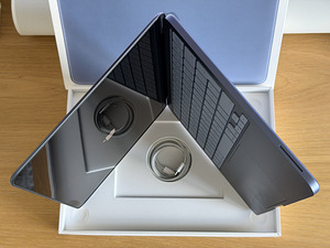 Apple Macbook Neo 13 8/512GB Indigo SWE uueväärne! Aku 100%. (3 foto / 9)